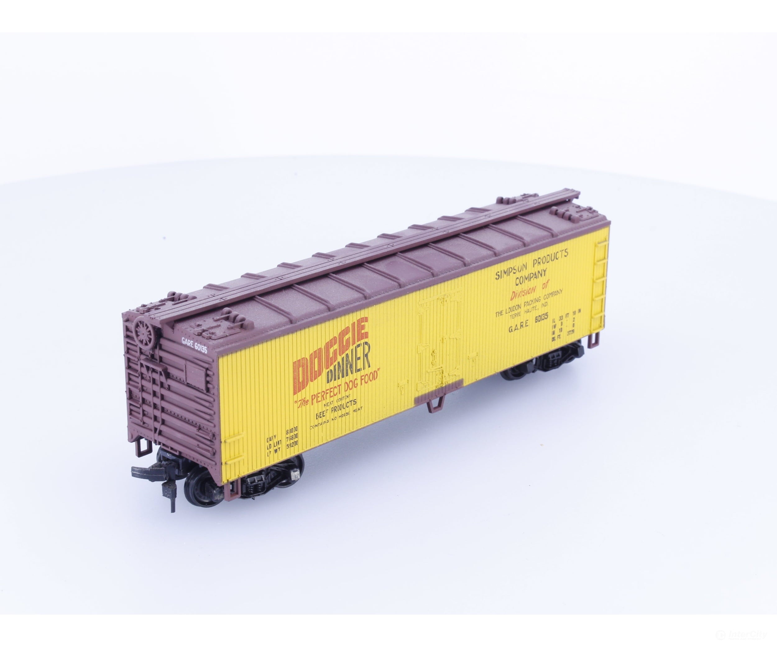 Train Miniature 2378 HO 40’ Single Door Boxcar Doggie Dinner (GARE) 60135 - Freight Cars