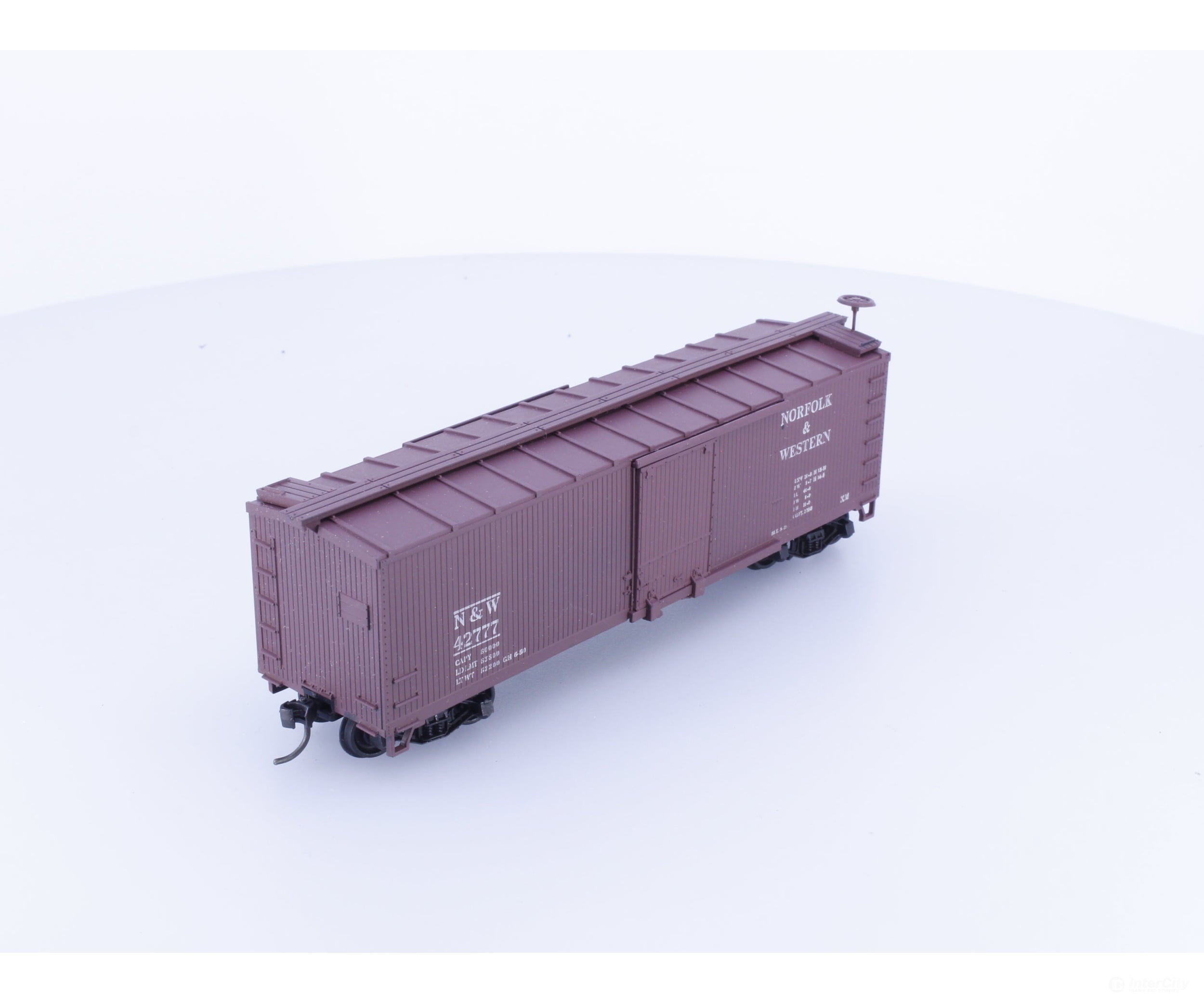 Train Miniature 2704 HO 40’ Single Door Boxcar Norfolk & Western (NW) 42777 - Freight Cars