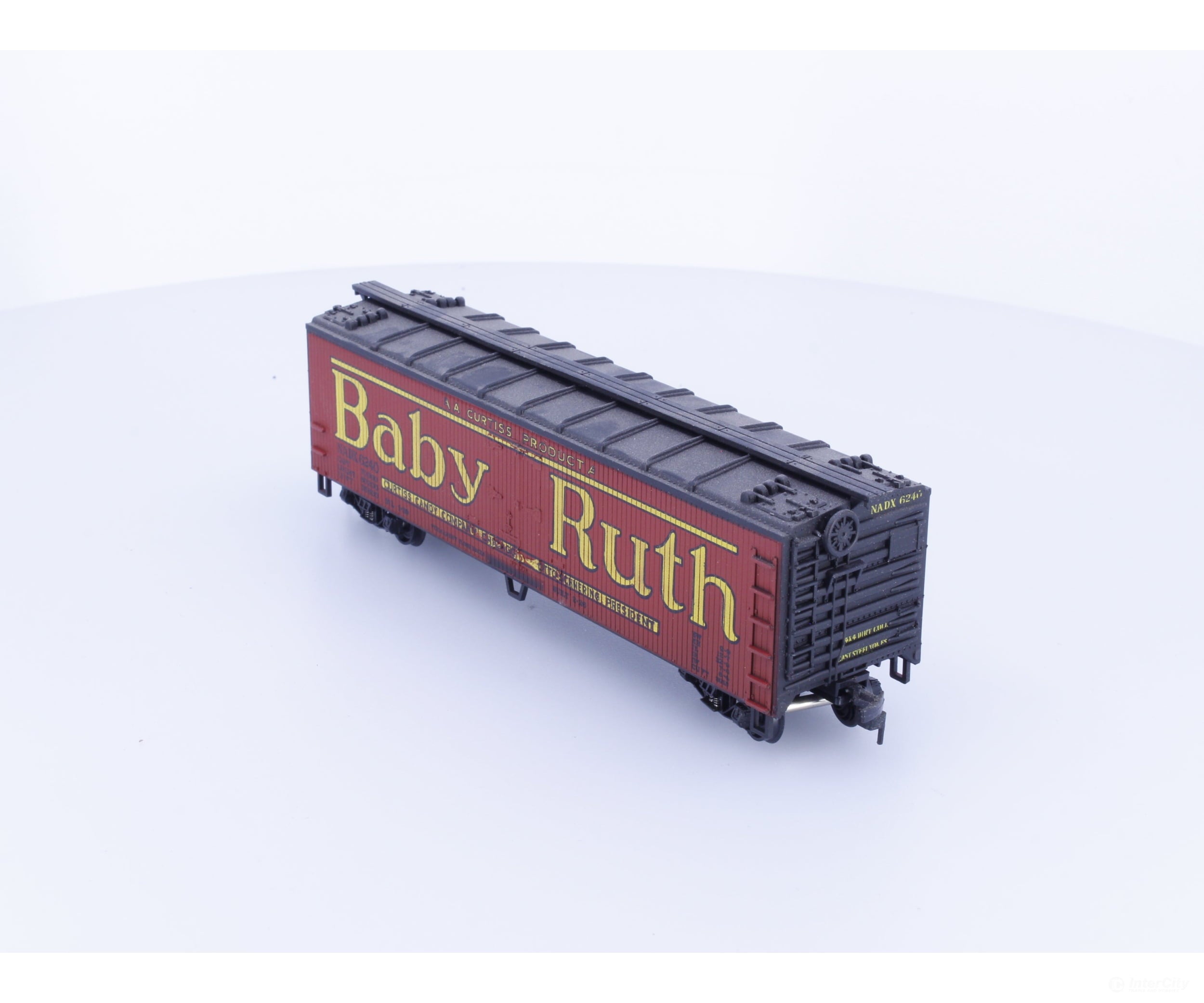 Train Miniature 8059 HO 40’ Single Door Boxcar Baby Ruth (NADX) 6240 - Freight Cars