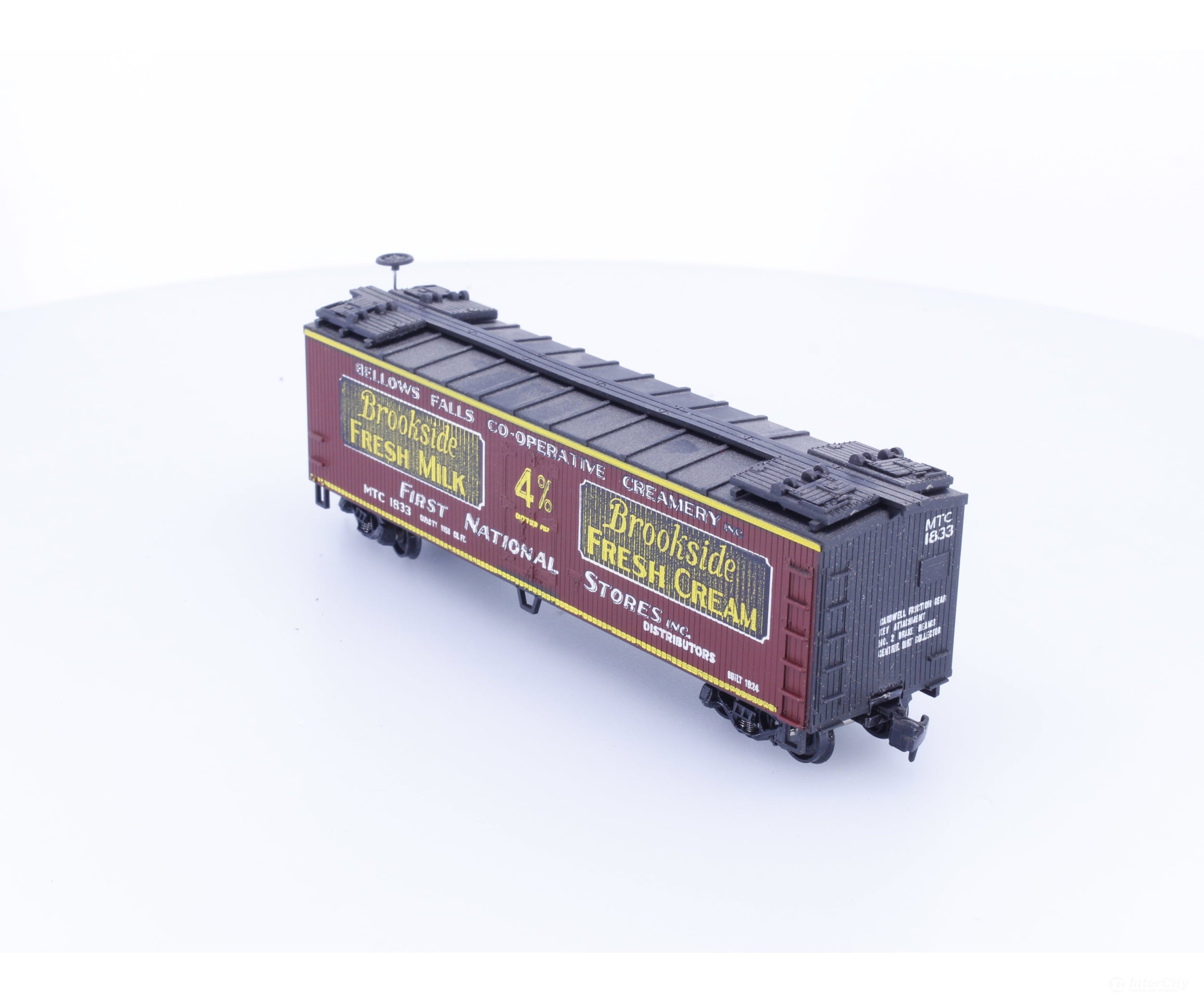 Train Miniature 8067 HO 40’ Single Door Boxcar Bellows Falls Co-op (MTC) 1833 - Freight Cars