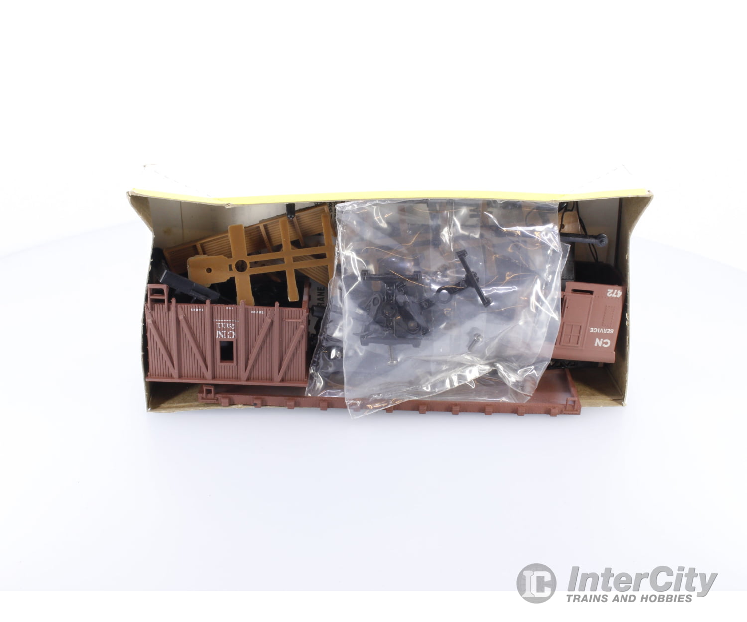 Train Miniature Ltd. 5013 HO 25 Ton Crane Kit Canadian National (CN) 472 Freight Cars