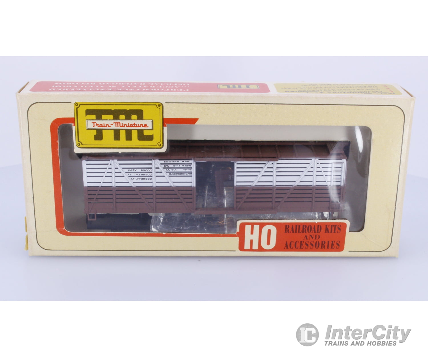 Train Miniature Ltd. 8087 HO 40’ Wood Stock Car Kit Canadian National (CN) Freight Cars