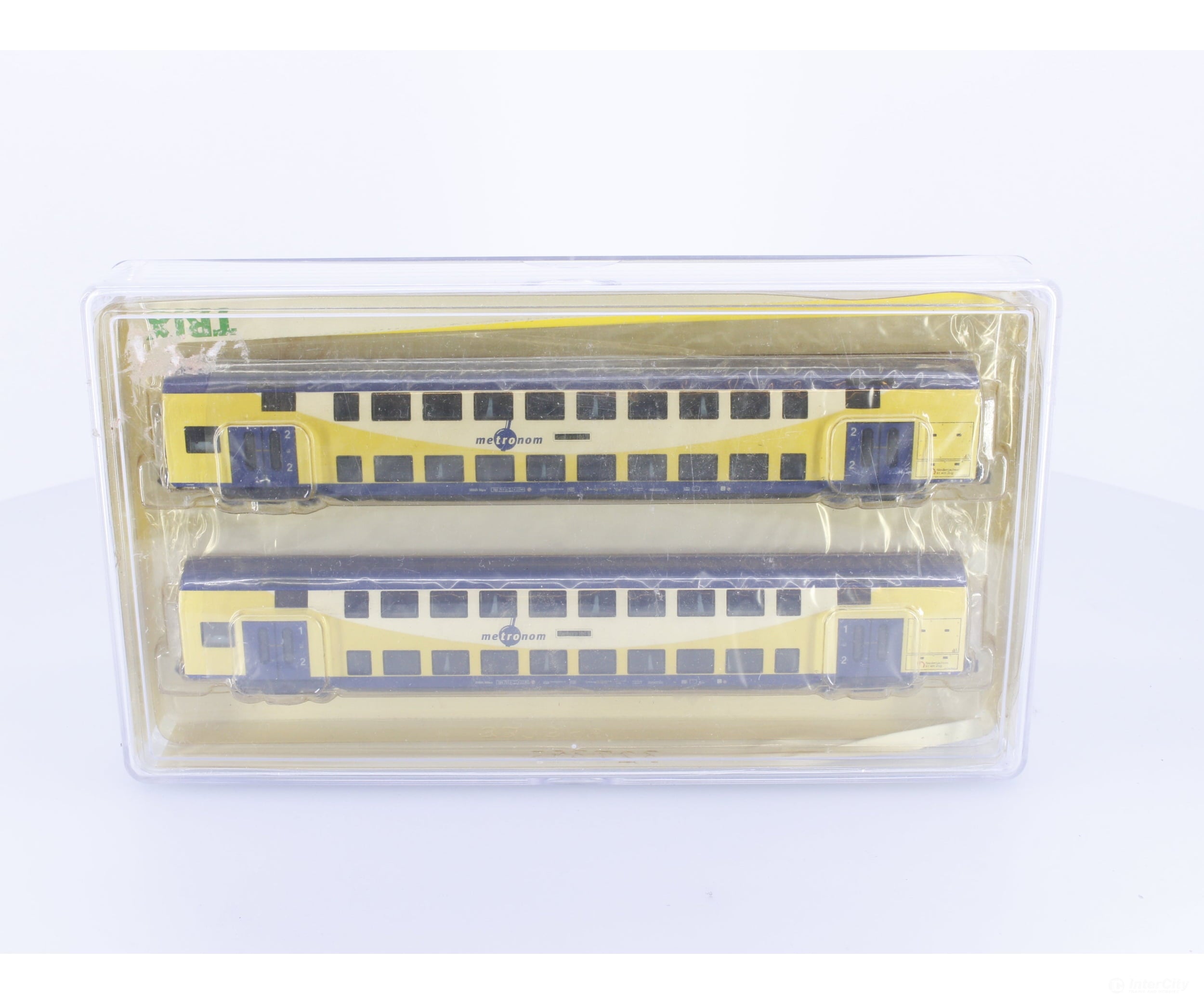 Trix 11609/15852 N DB BR 146.1 Metronom E-Lok with 3 Passenger Coaches and 2 Piece Extension 146-04 DC - European