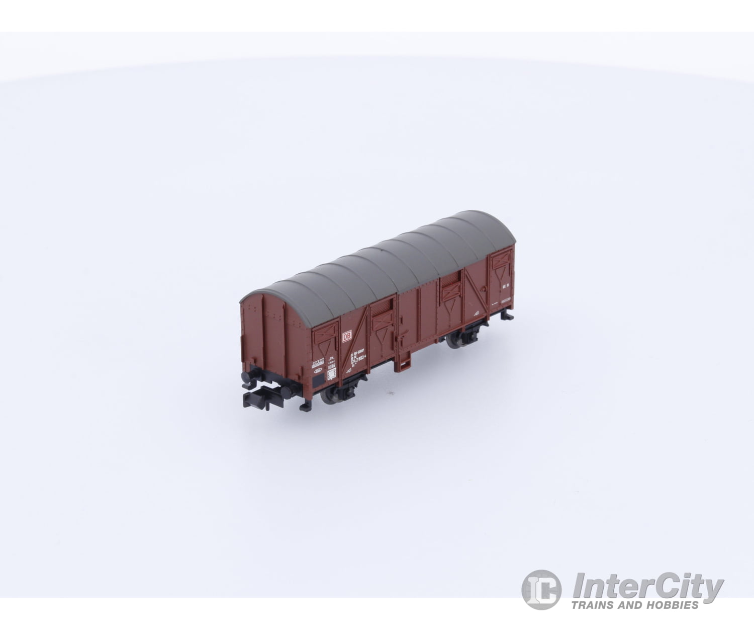 Trix 15295 N DB-AG Covered Goods Wagon European Freight Cars