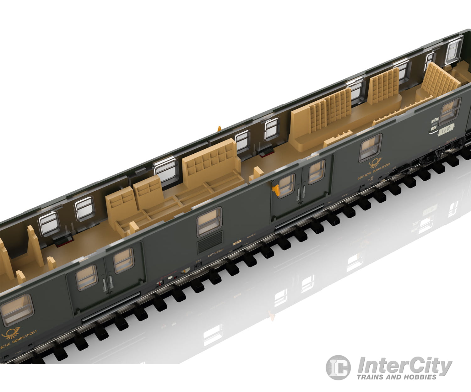 Trix 18660 N ’Deutsche Bundespost’ / ’German Federal Postal System’ Mail Car European Freight Cars