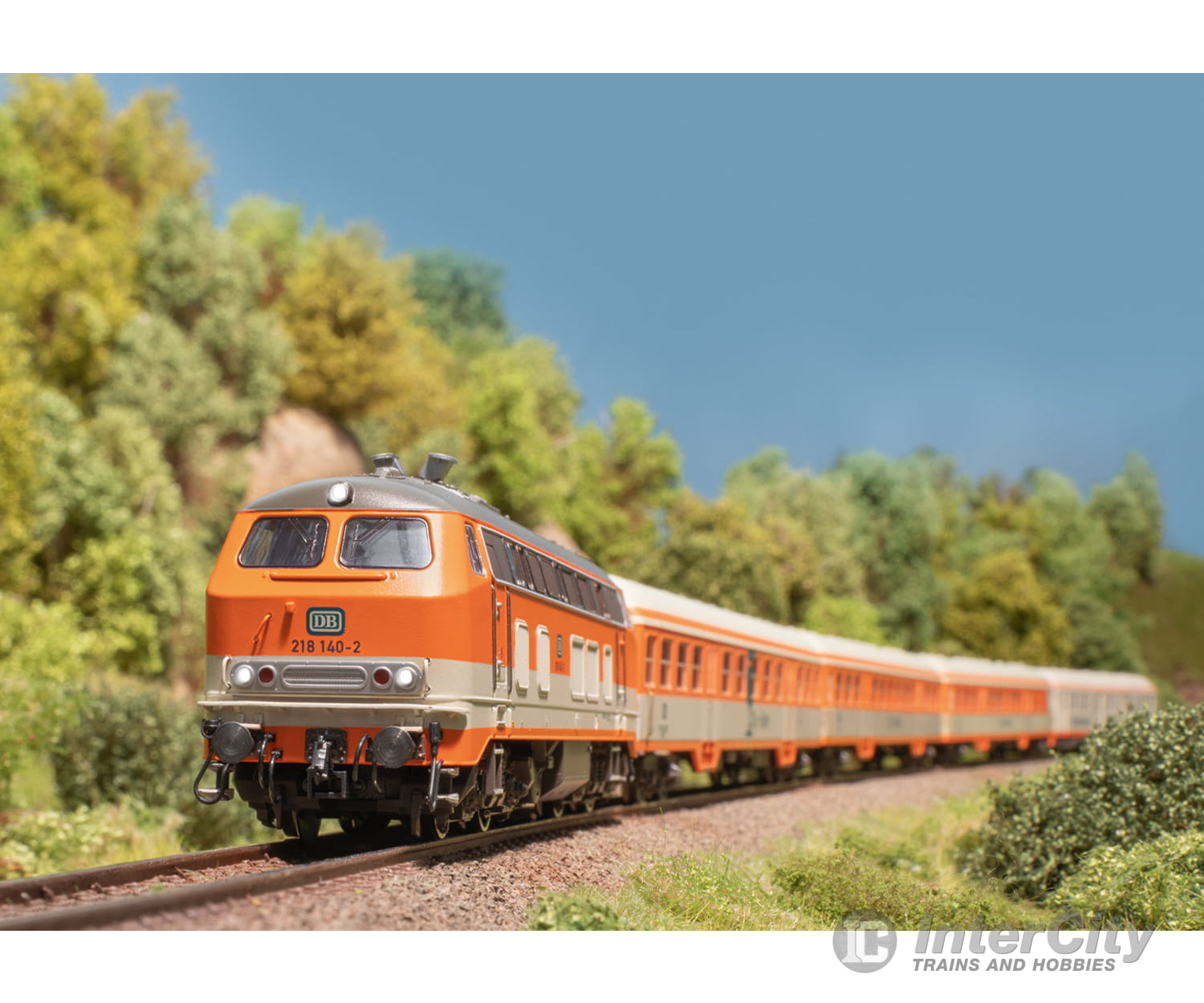 Trix 22646 HO DB Class 218 Diesel Locomotive MFX DCC/Sound European Locomotives