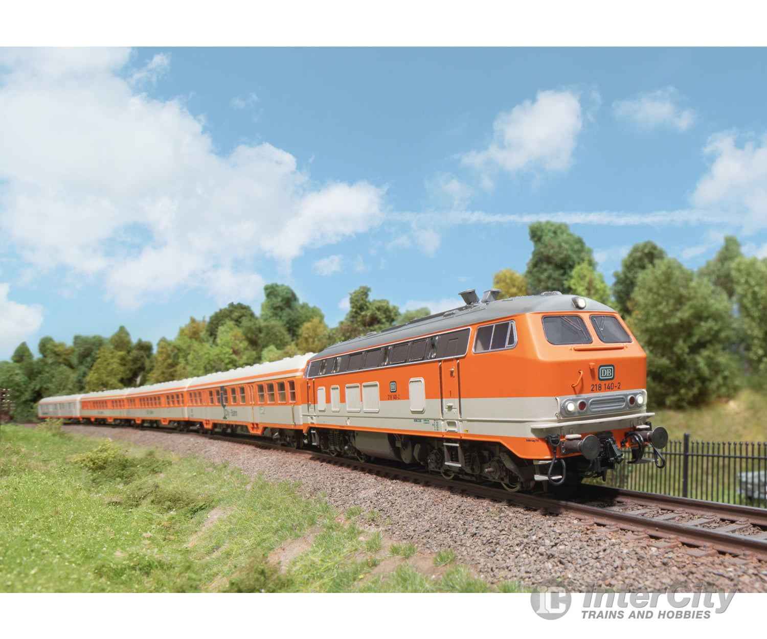 Trix 22646 HO DB Class 218 Diesel Locomotive MFX DCC/Sound European Locomotives