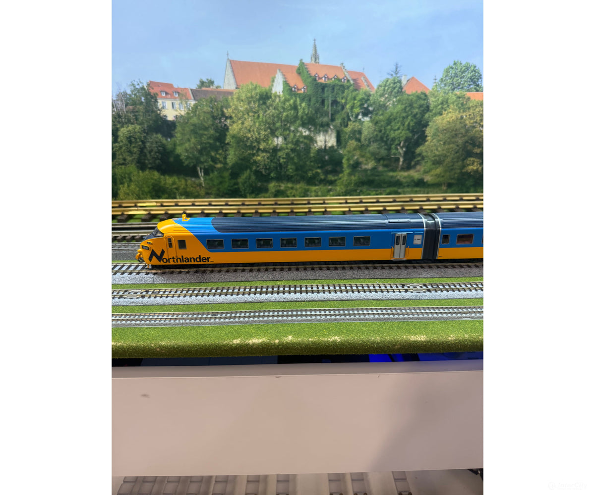 Trix 22975 HO 4 Piece Full Metal Special Edition Ontario Northlander Diesel Train Ontario Northland (ONT) 1981 MFX