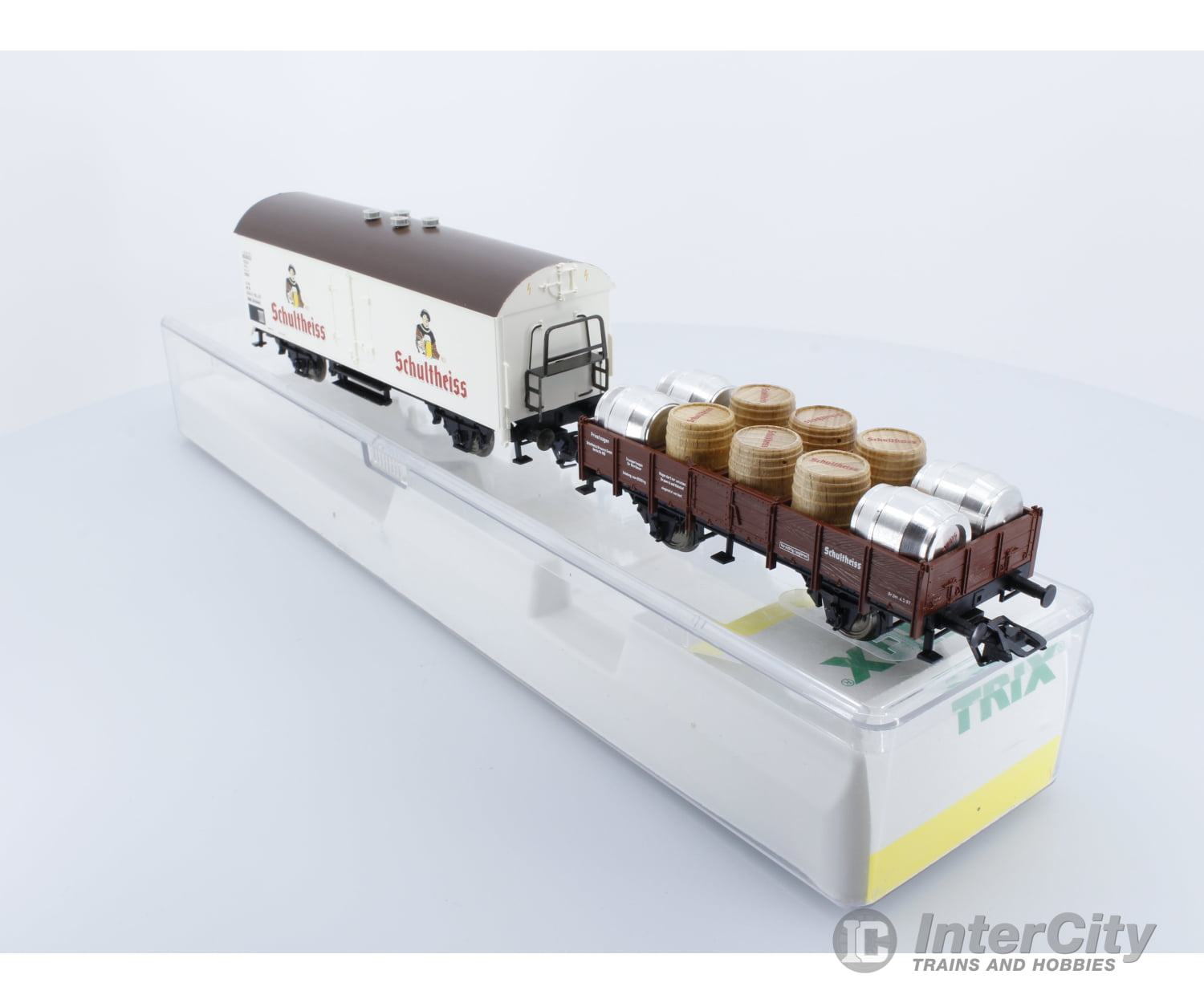 Trix 23370 German Db Refrigerated Beer Car & Flat With Barrel Load Schultheiss European Freight Cars