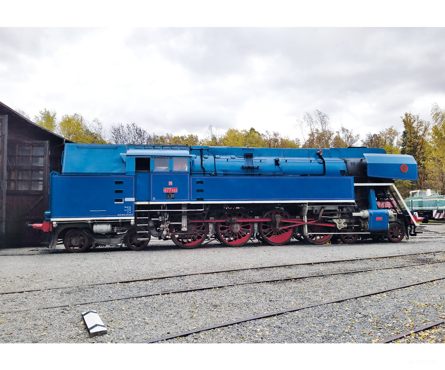 Trix 25477 HO Class 477.0 Steam Locomotive ’Papagei’ (Parrot) MFX DCC/Sound European Locomotives