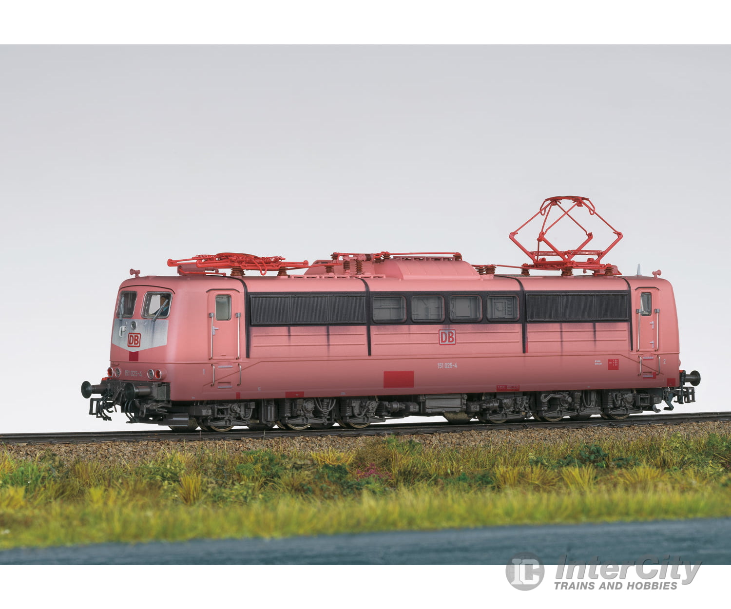Trix 25655 HO Class 151 Electric Locomotive MFX DCC/Sound European Locomotives