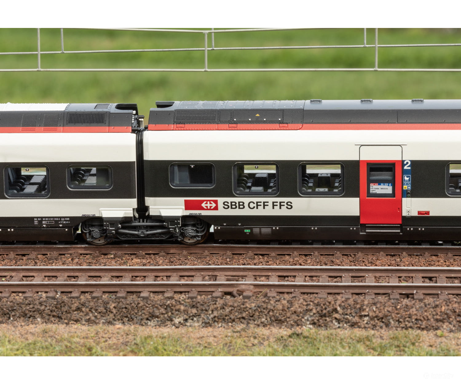 Trix 25810 Class RABe 501 Giruno High-Speed Rail Car Train - Default Title (IC-TRIX-25810)