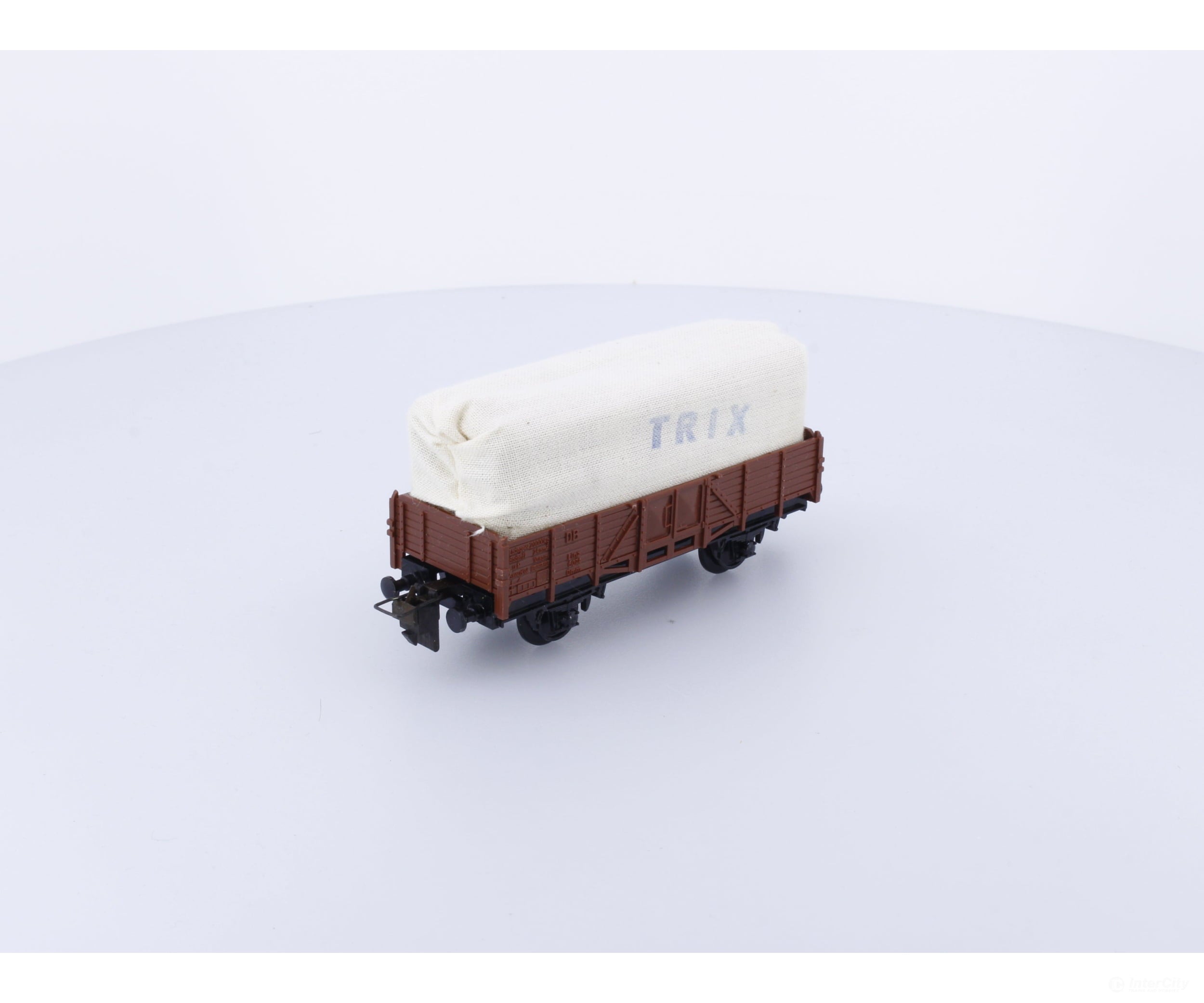 Trix 53345200 HO DB Low Side Hopper with Load European Freight Cars