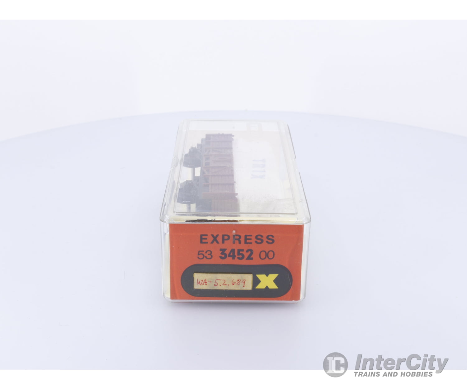 Trix 53345200 HO DB Low Side Hopper with Load European Freight Cars