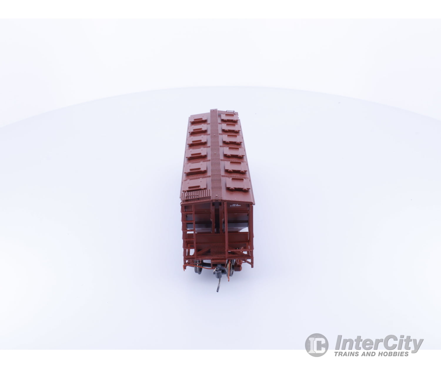Trueline Trains 113255 HO 12 Hatch Covered Red Hopper Canadian National (CN) 113255 Freight Cars