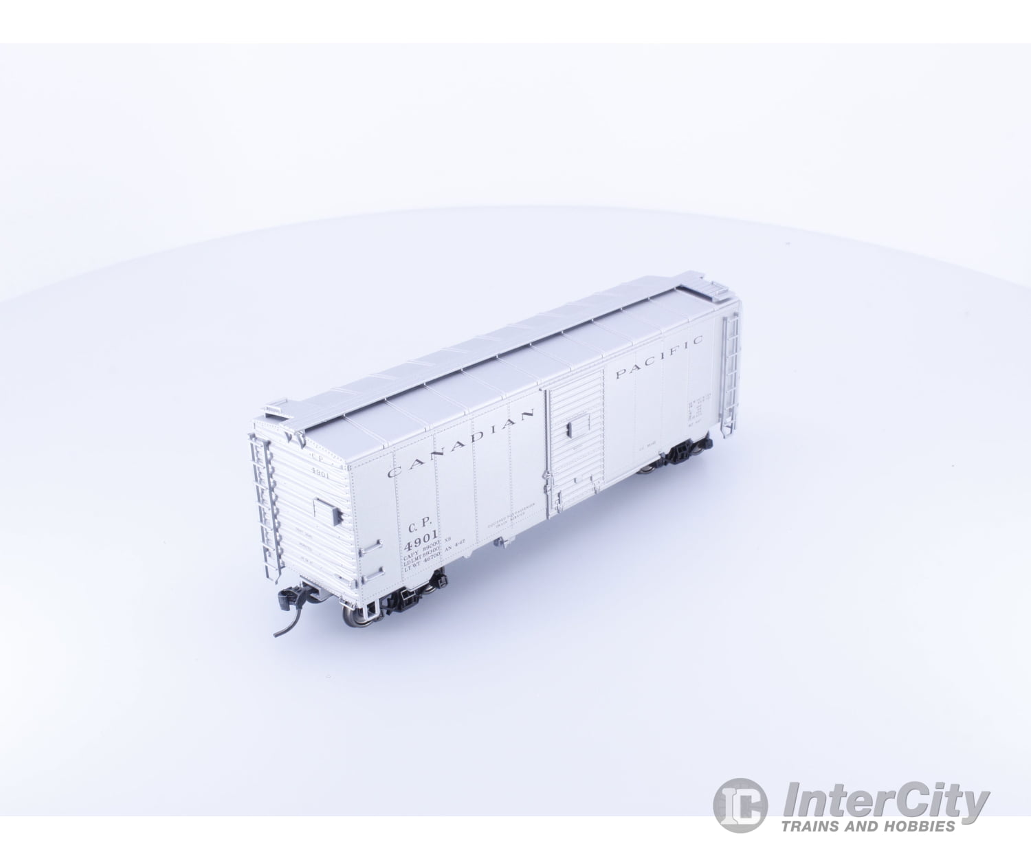 Trueline Trains 300101 HO 40’ Single Door Boxcar Canadian Pacific (CP) 4901 Freight Cars