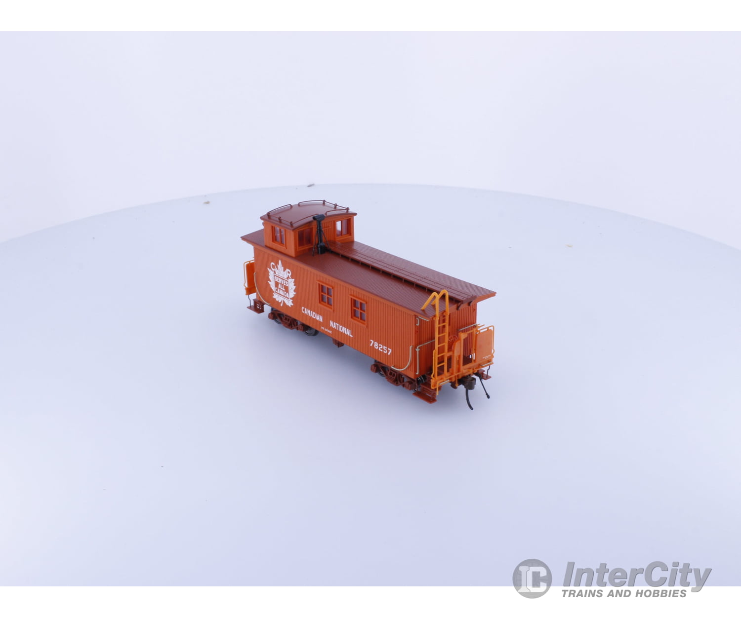 Trueline Trains 301011 HO Gold Line Caboose Canadian National (CN) 78257 Freight Cars