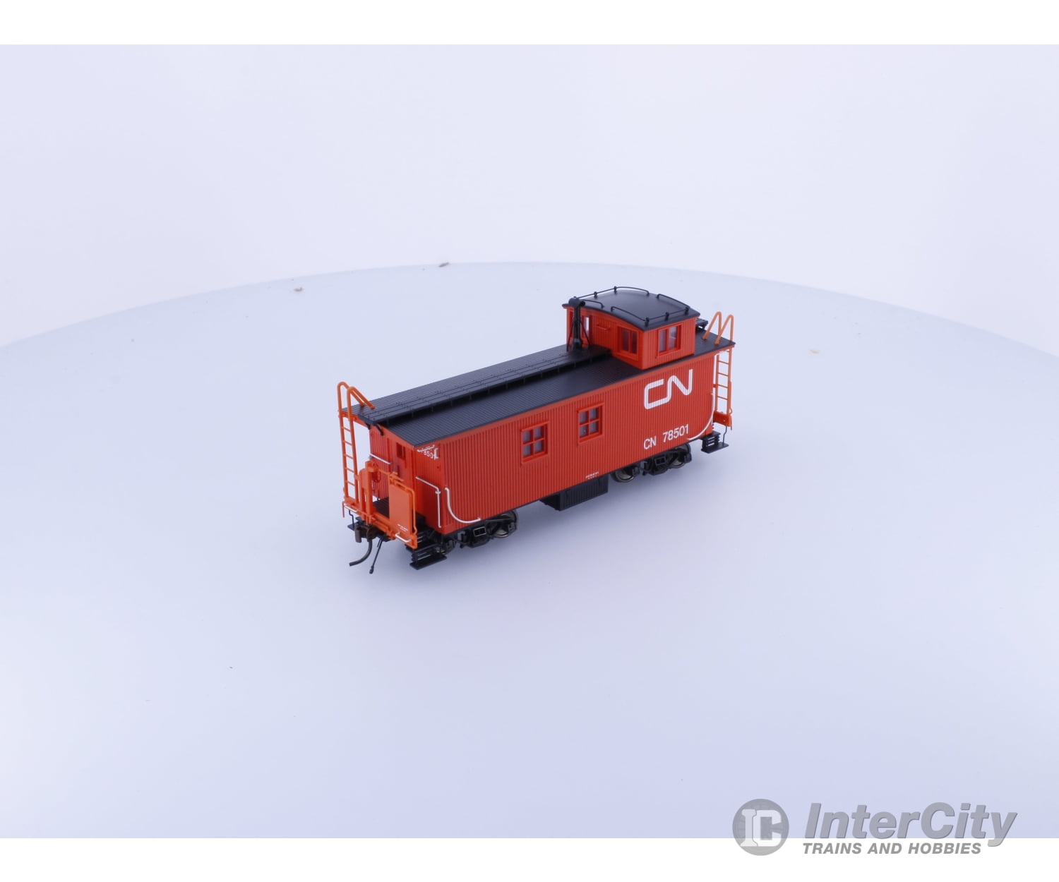 Trueline Trains 301024 HO Gold Line Caboose Canadian National (CN) 78501 Freight Cars
