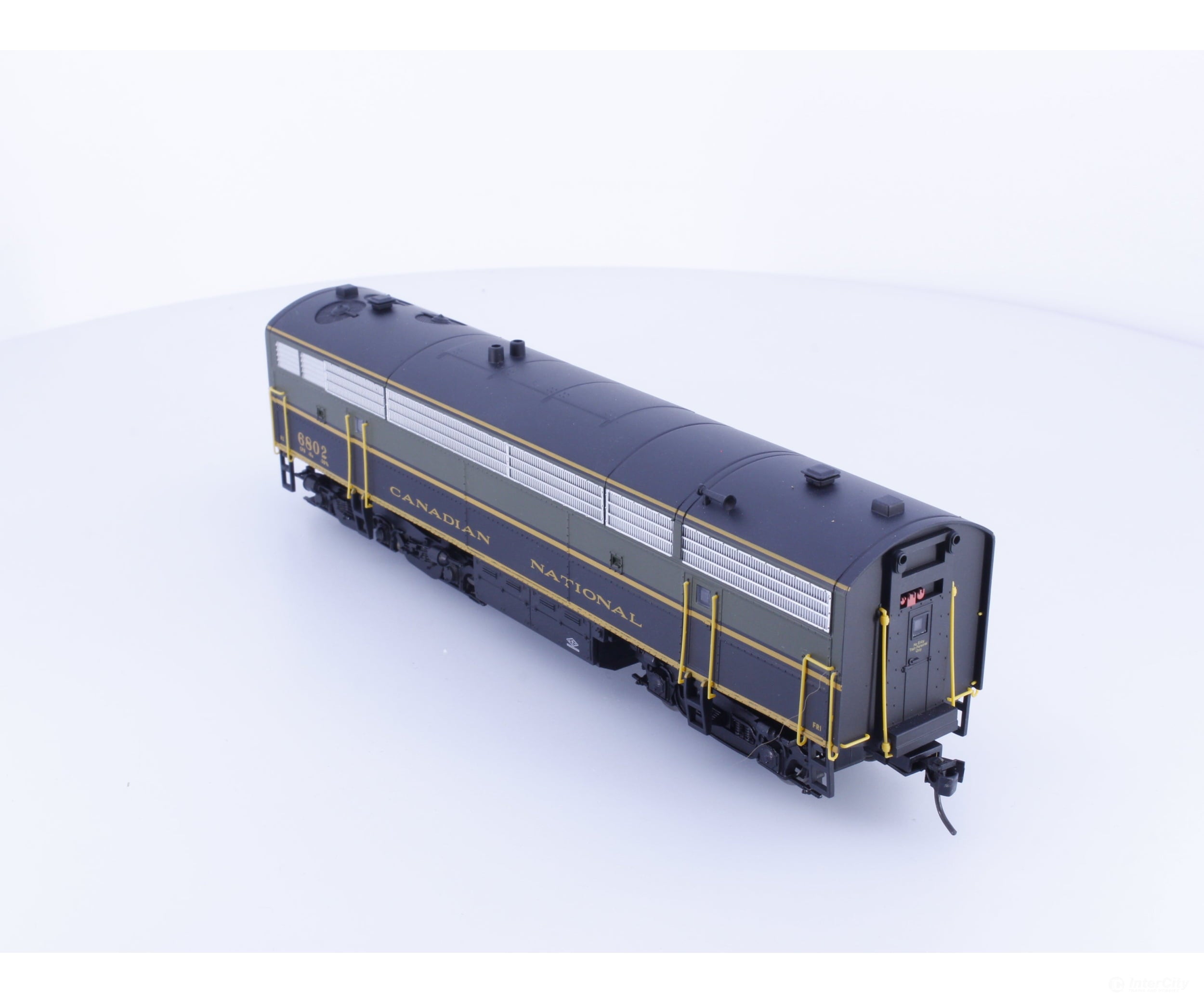 Trueline Trains TLT 500129 HO B Unit Diesel Locomotive with Sound Canadian National (CN) 6802 DCC & Sound Locomotives