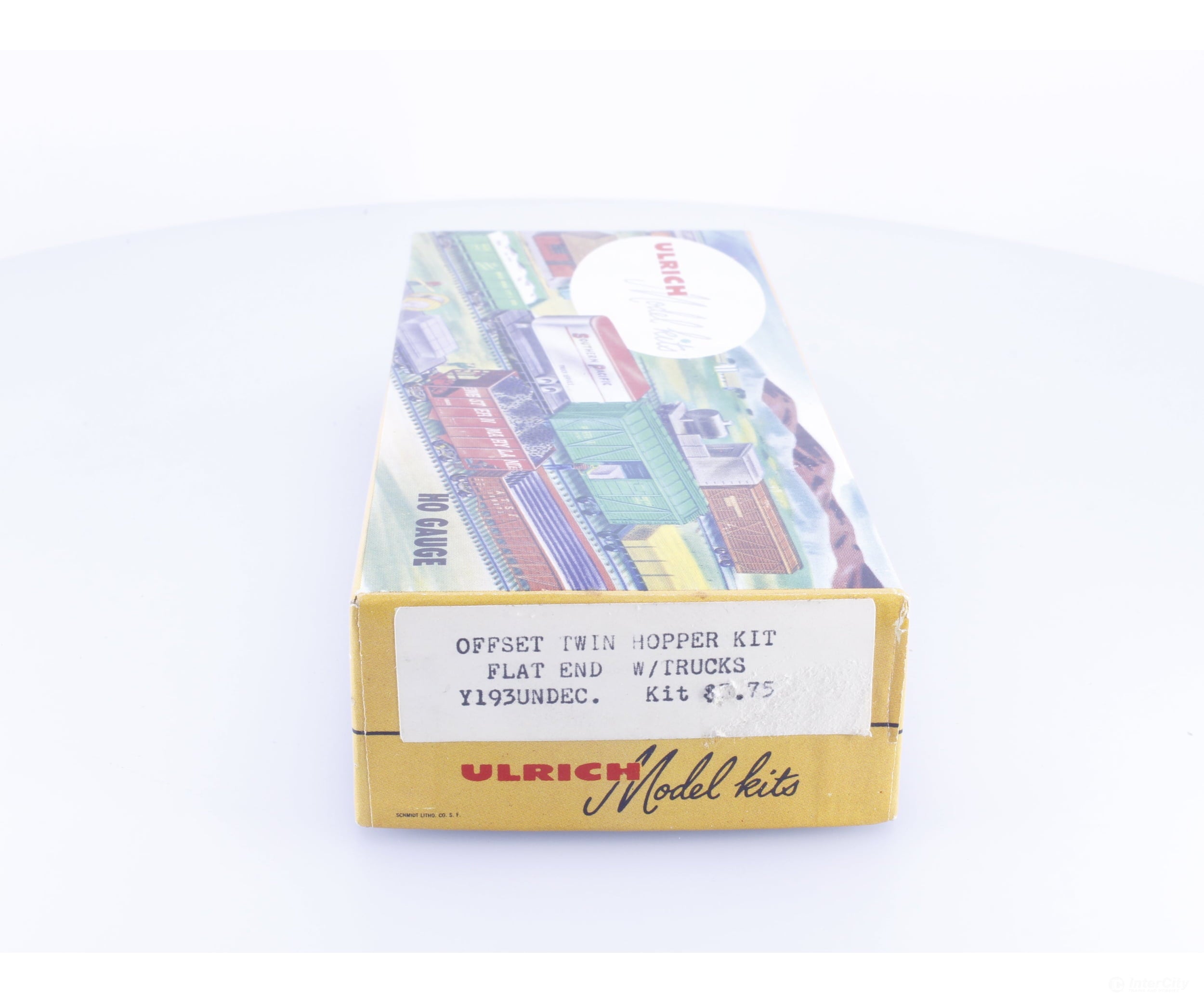 Ulrich Y193 HO Offset Twin Hopper Kit Undecorated - Freight Cars