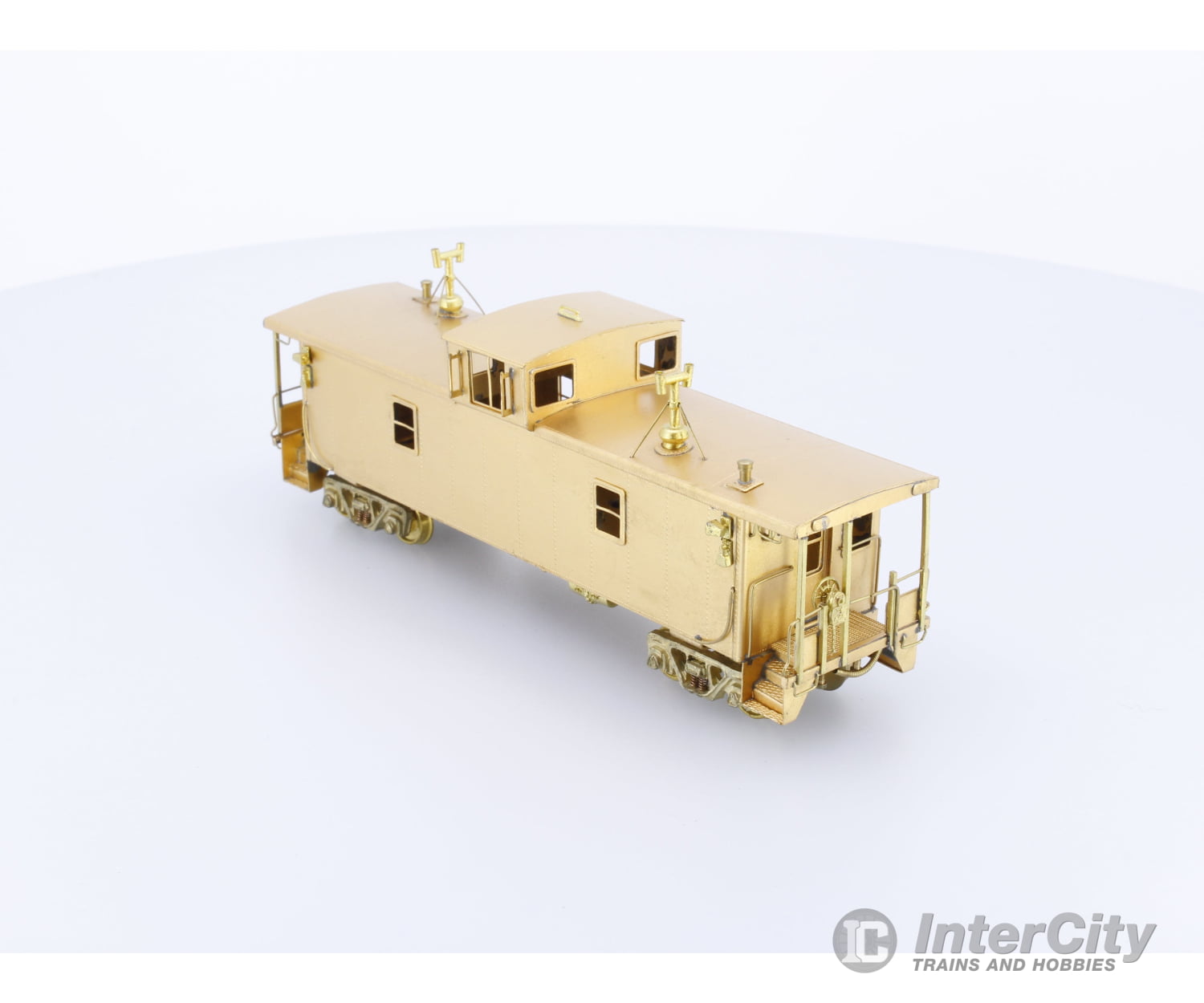 Van Hobbies CNRMODCAB HO Brass Modern Caboose includes Decals Canadian National (CN) Freight Cars