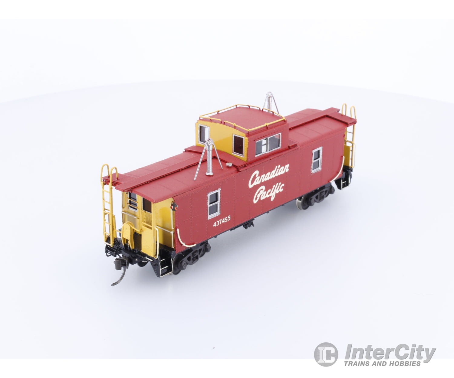 Van Hobbies CPR2WRSSCAB HO Brass 2 Window Riveted Steel Side Caboose Painted Canadian Pacific (CP) 437455 Freight Cars