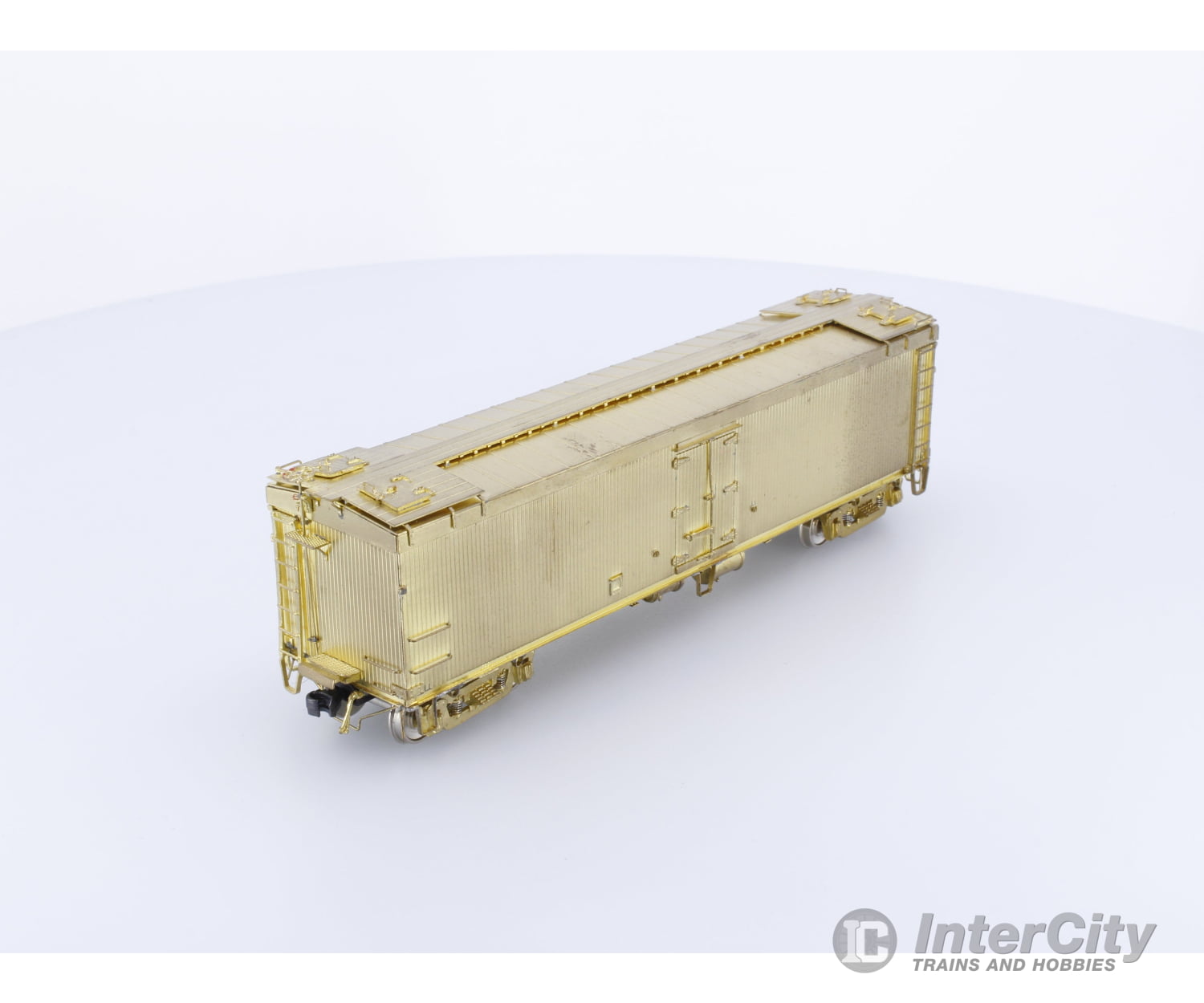 Van Hobbies CPR5500CAB HO Brass 50’ Wood Reefer 5500 Series Caboose Canadian Pacific (CP) (#1) Freight Cars