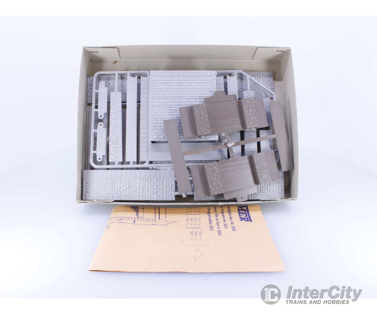 Vollmer 2531B HO Bridge Abutment Pair Tunnels & Bridges