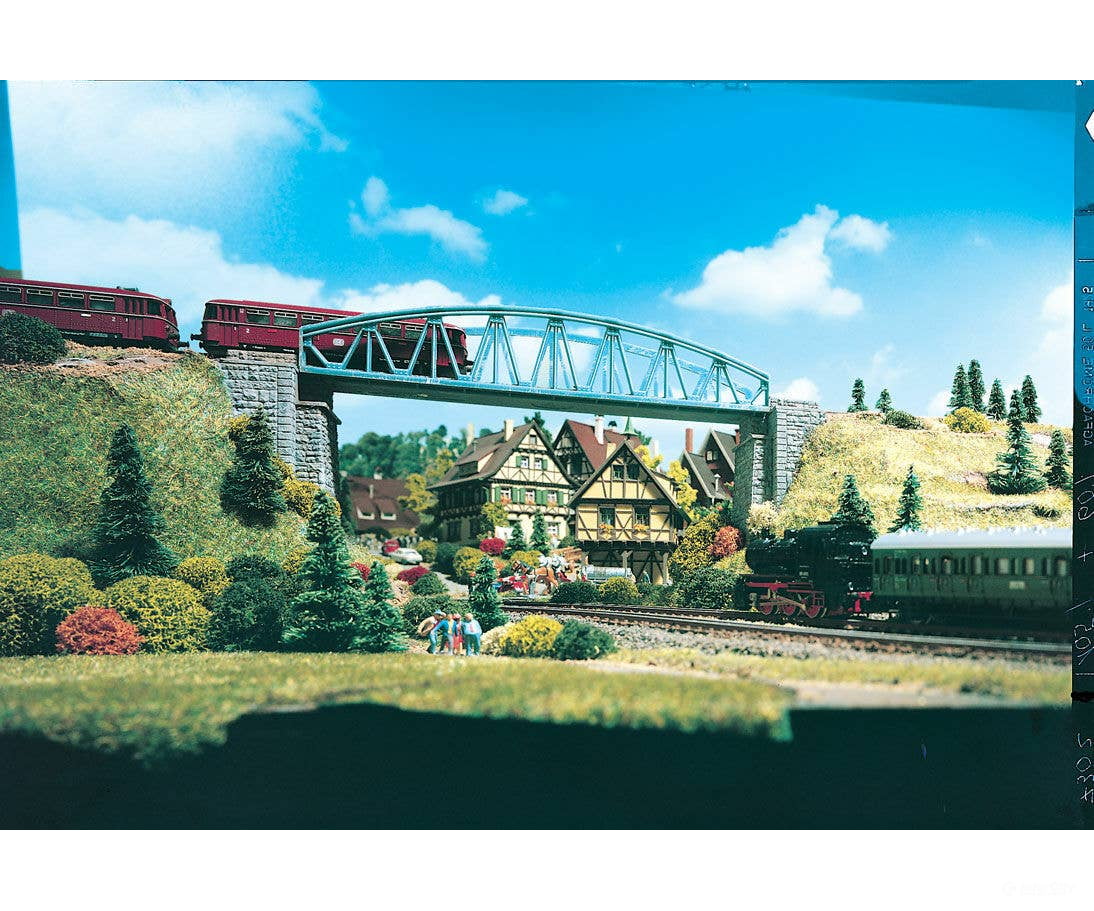 Vollmer N 47302 Truss Bridge w/Arched Sides Structures