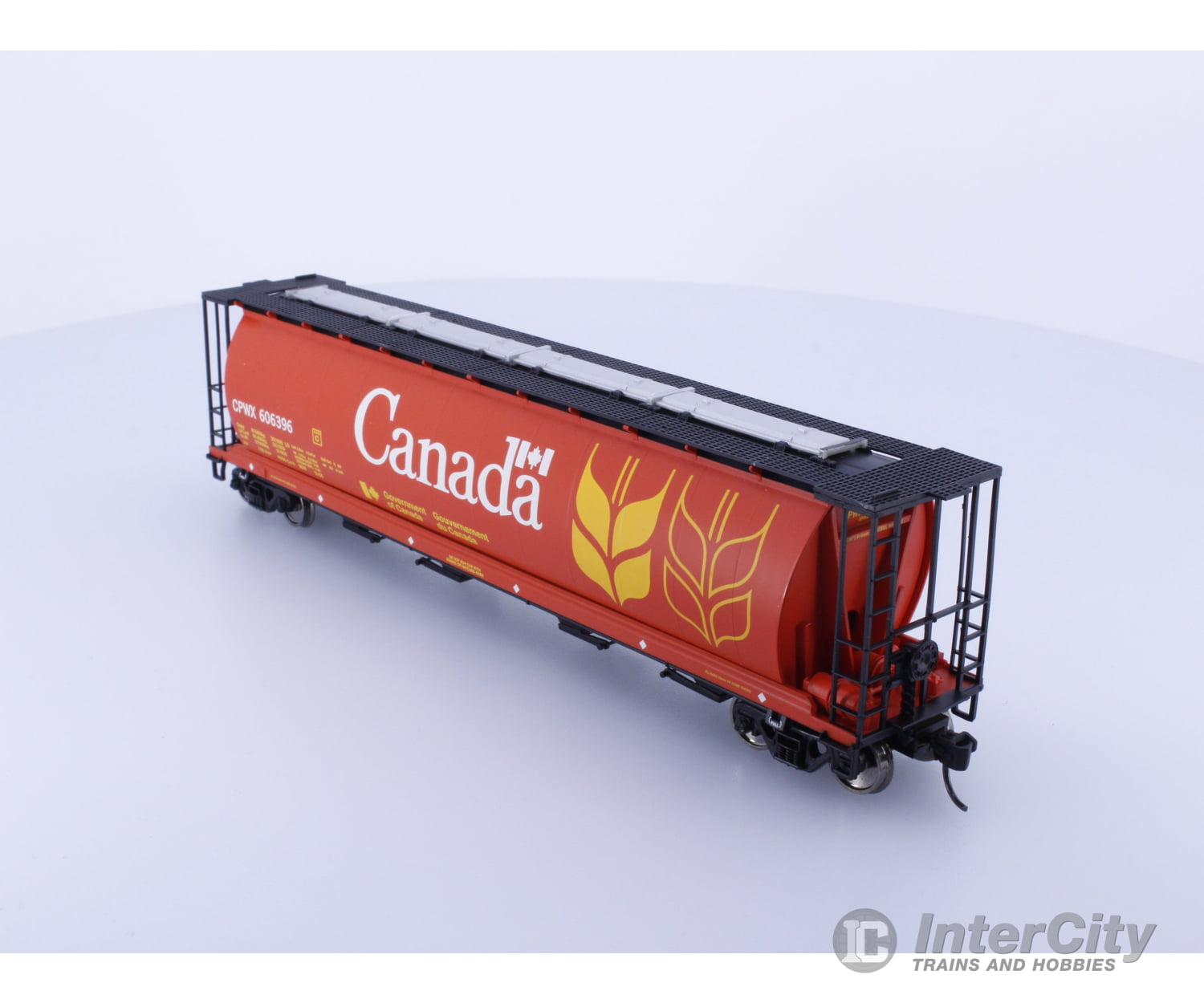 Walthers 910-7157 HO 59’ Cylindrical Hopper Canadian Wheat Board Canadian Pacific (CP) 606396 Freight Cars