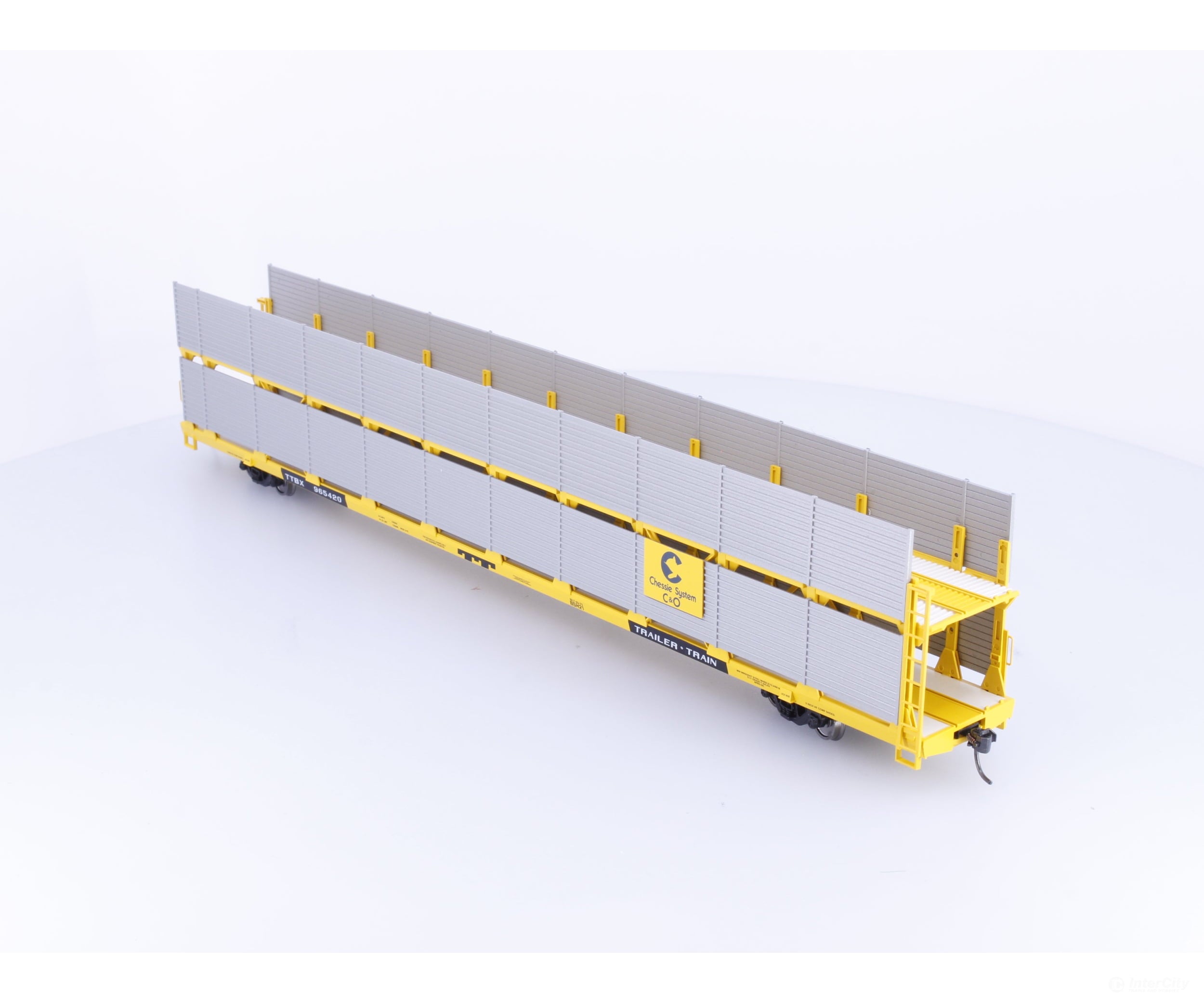 Walthers 910-8105 HO 89’ Bi-Level Shielded Auto Rack Chessie Chesapeake and Ohio (CO) 965420 - Freight Cars