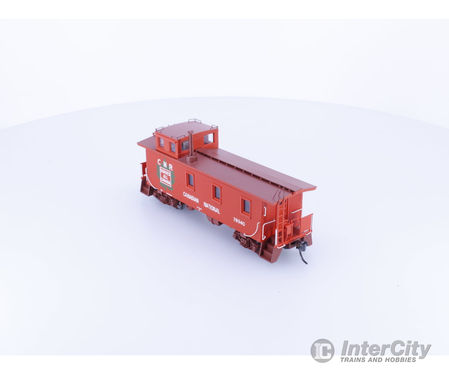 Walthers 920-103257 HO Proto 30’ GTW Style Offset Cupola Caboose Canadian National (CN) 78940 Freight Cars
