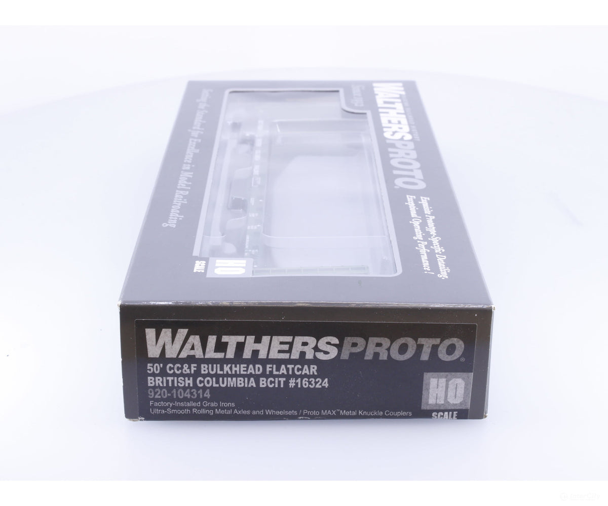 Walthers 920-104314 HO 50’ CC&F Bulkhead Flatcar BC Rail (BCOL) 16324 - Freight Cars