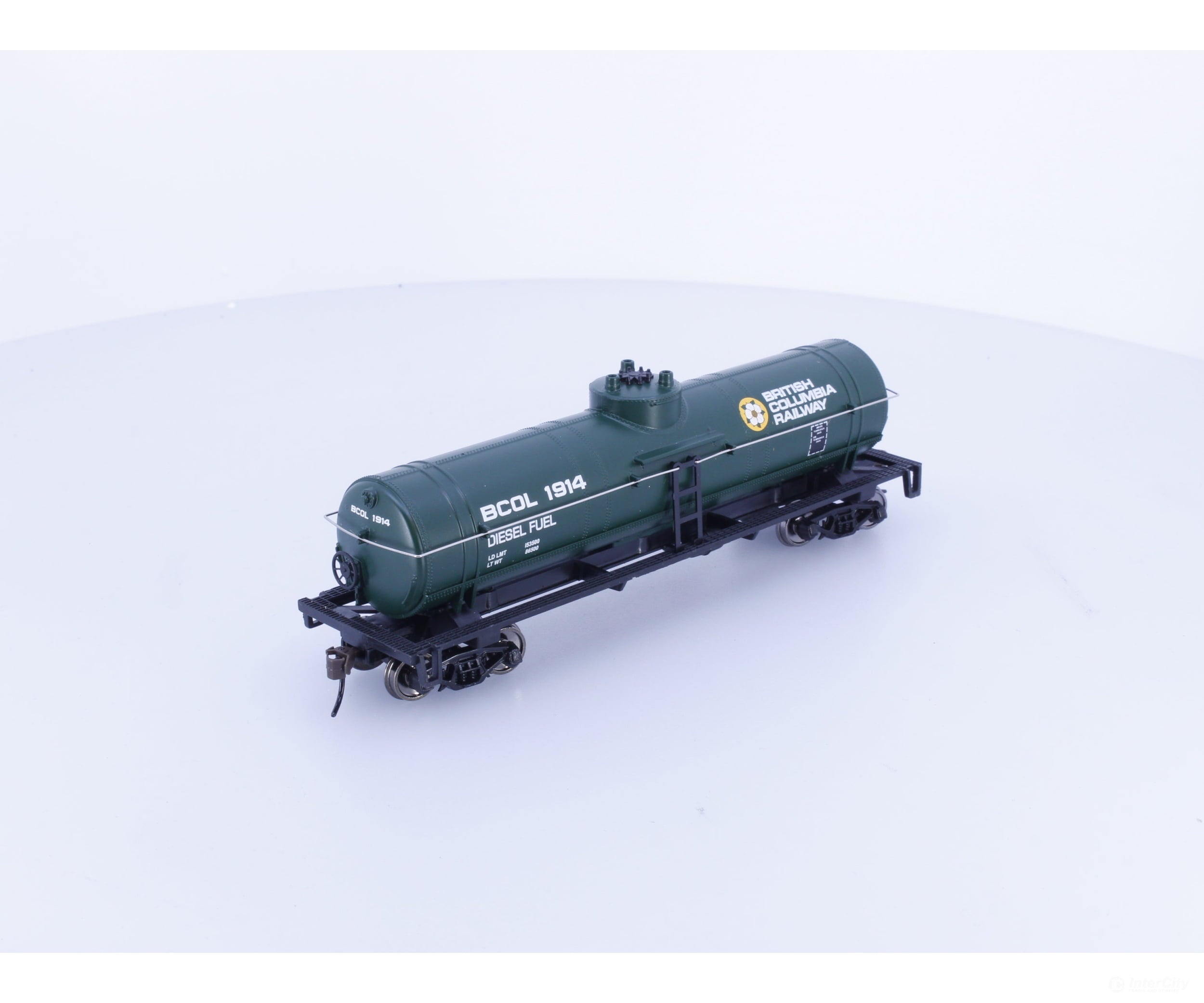 Walthers 931-1441 HO Tank Car BC Rail (BCOL) 1914 - Freight Cars