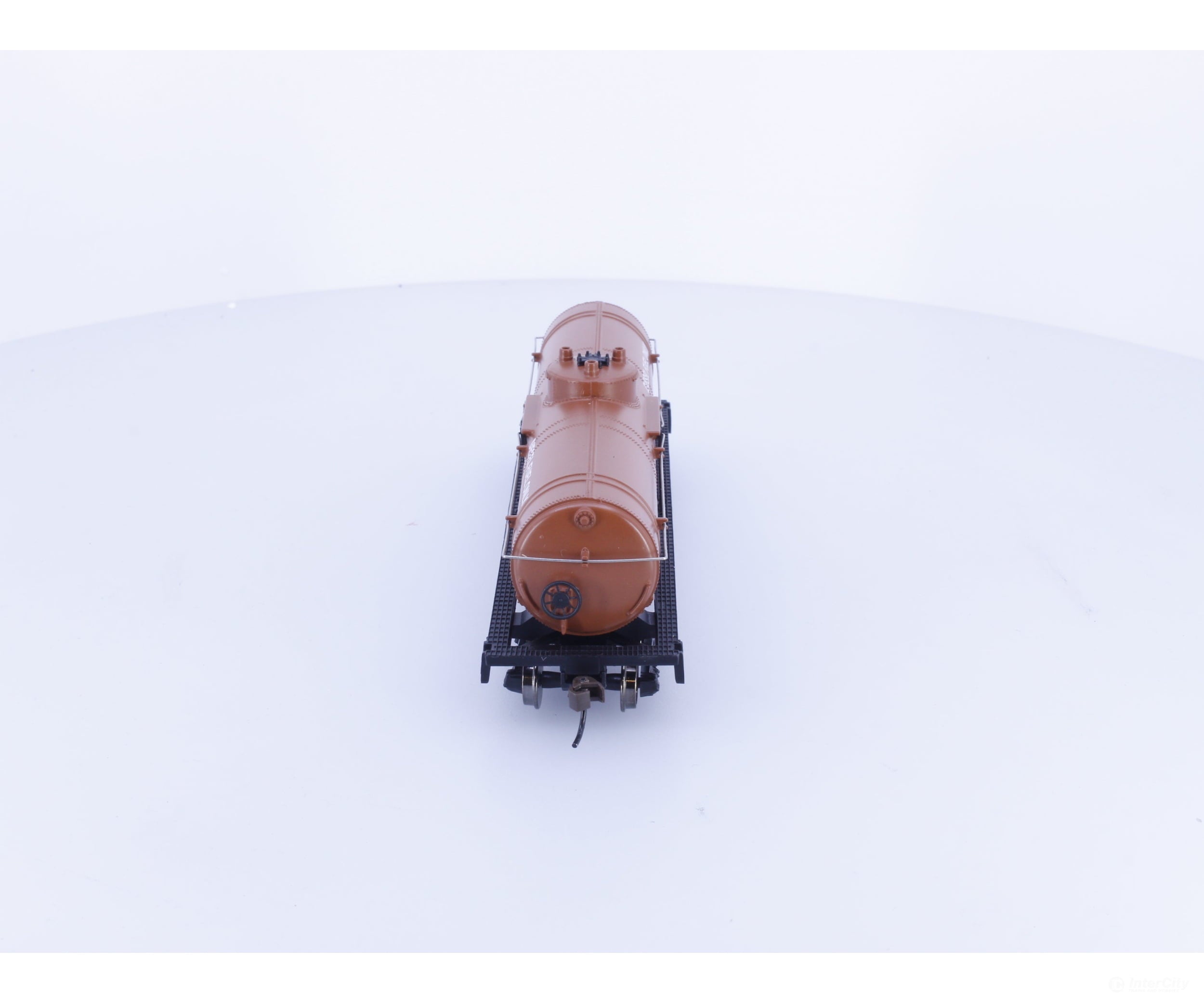 Walthers 931-1445 HO Tank Car Canadian National (CN) 931-1445 - Freight Cars