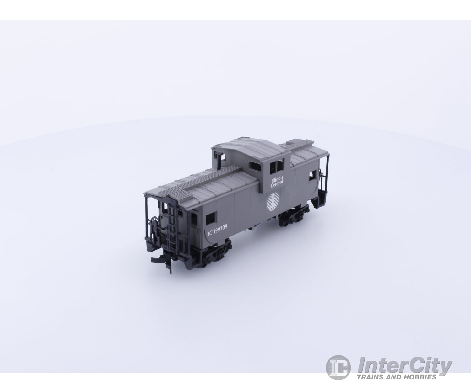 Walthers 931-521 HO Wide Vision Caboose Illinois Central (IC) 199309 Freight Cars