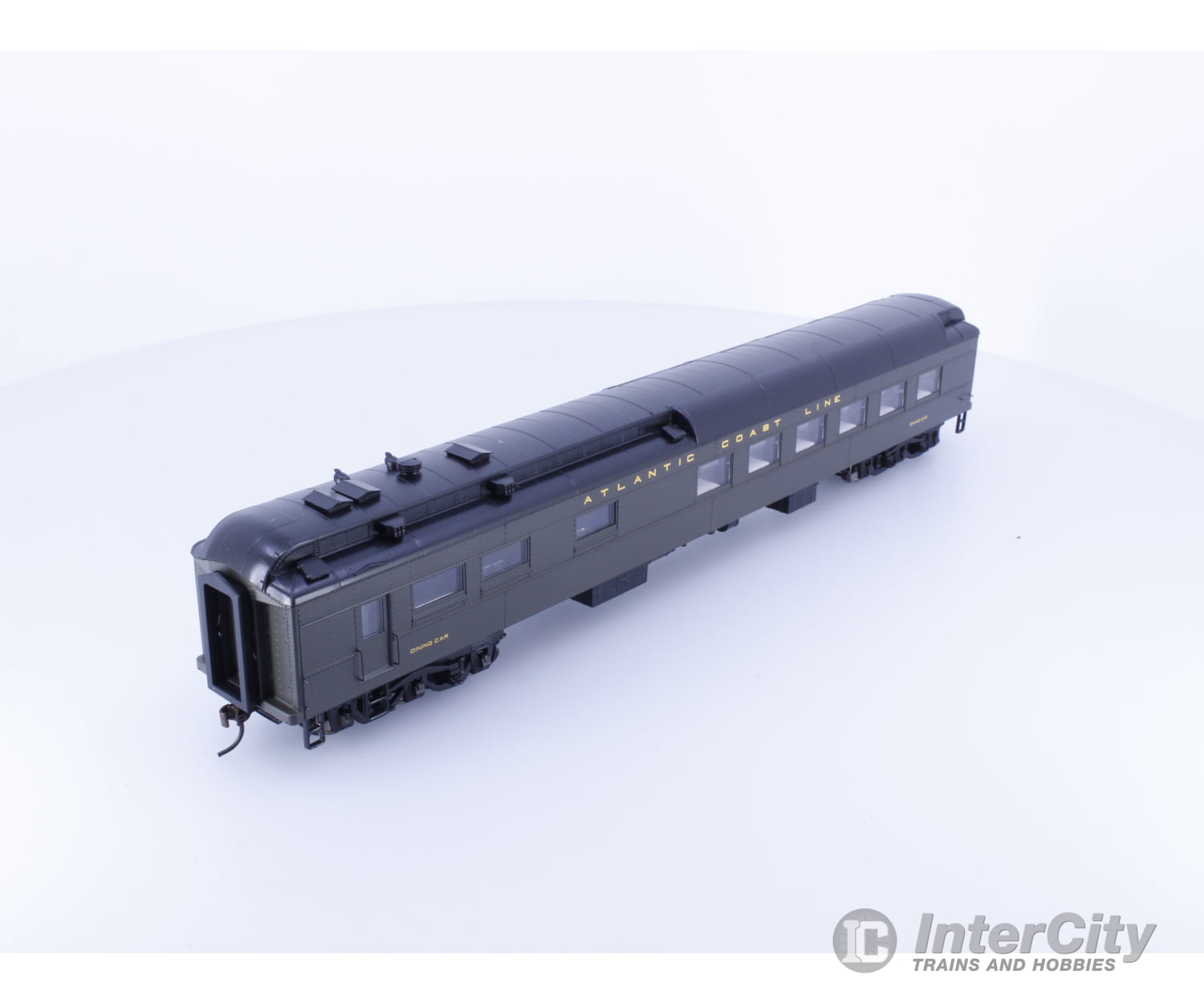 Walthers 932-10167 HO Heavyweight Diner Car Atlantic Coast Line (ACL) Dining Car Passenger Cars