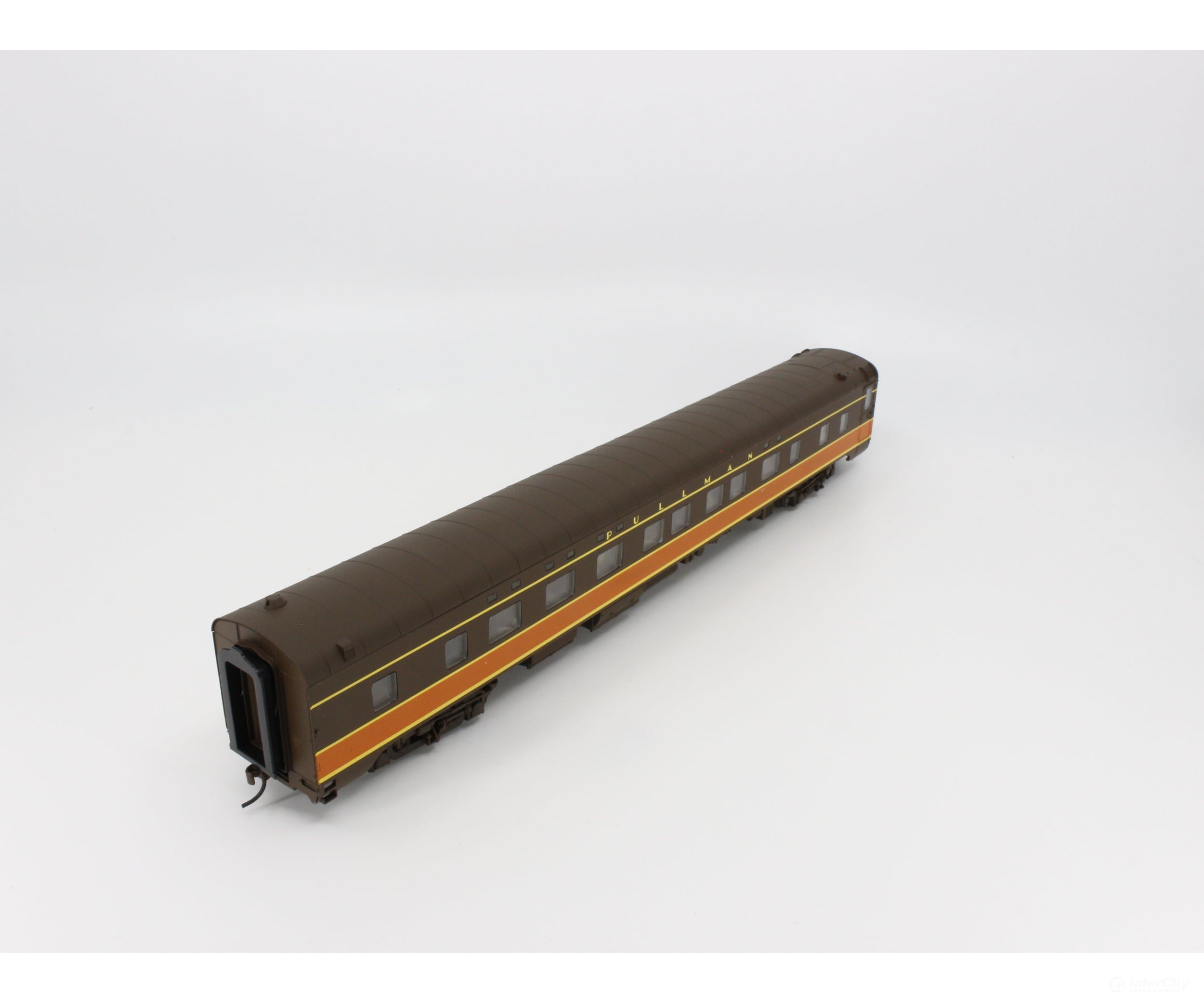Walthers 932-16702 Ho Pullman-Standard 4-4-2 Sleeper Passenger Car Illinois Central (Ic) (2) Cars