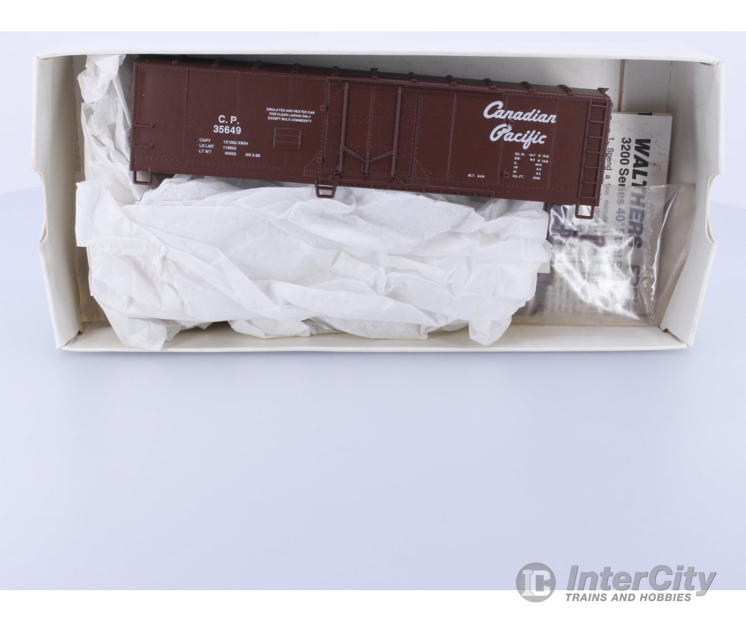 Walthers 932-3221 HO 40’ Plug Door Box Canadian Pacific (CP) 35649 Freight Cars