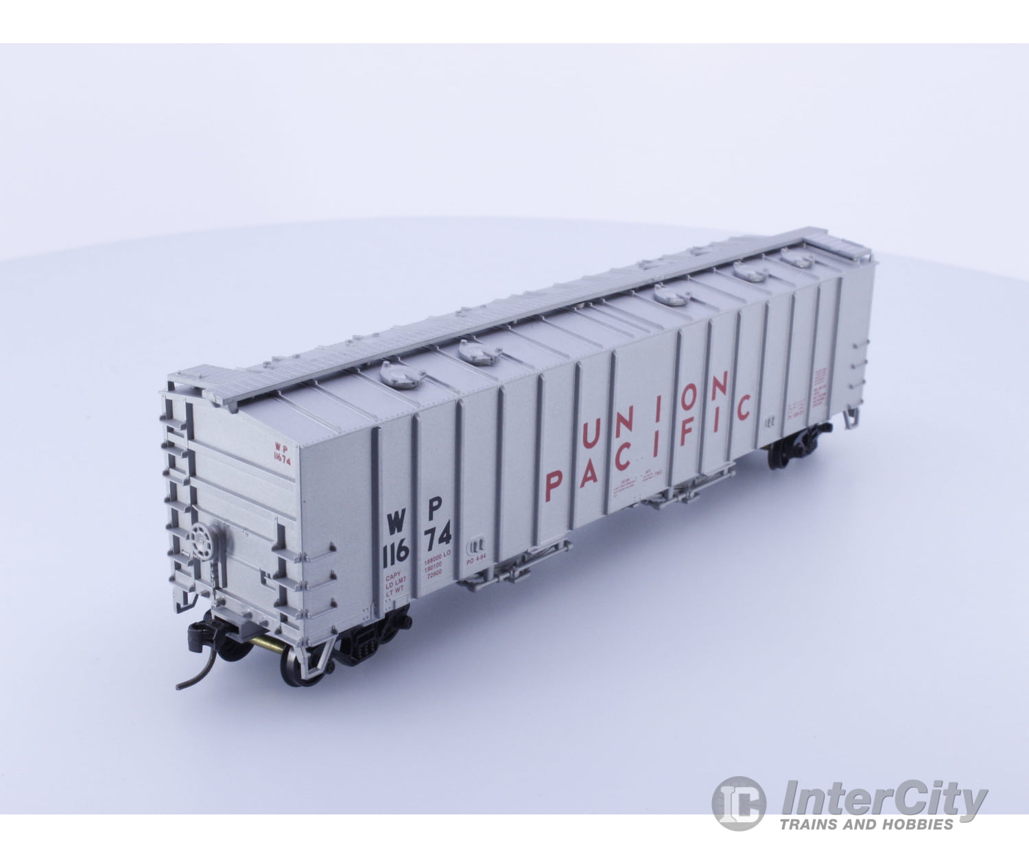 Walthers 932-3655 HO Airslide Covered Hopper Limited Edition Series Union Pacific (UP) 11674 Freight Cars