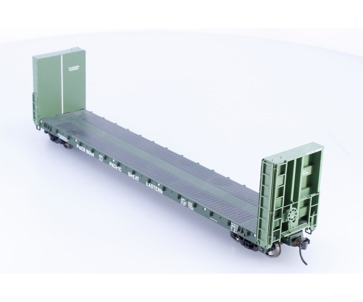 Walthers 932-40067 HO 50’ Bulkhead Flat Car Pacific Great Eastern (PGE) 16004 - Freight Cars