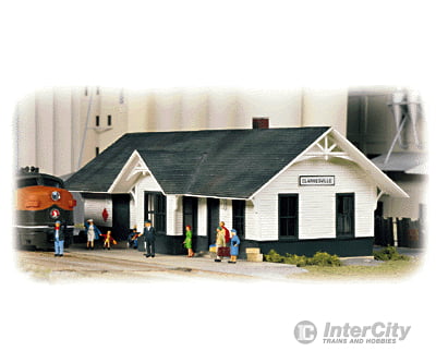 Walthers Cornerstone 3240 Clarkesville Depot -- Kit - 5-1/4 X 2 1-7/8’ 13.3 5 4.7Cm Structures