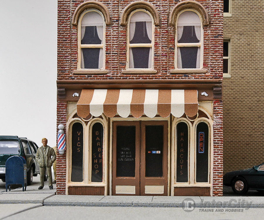 Walthers Cornerstone 3471 Vic’s Barber Shop -- Kit - 2-1/2 X 3-1/2 3-3/8’ 6.4 8.9 8.6Cm Structures