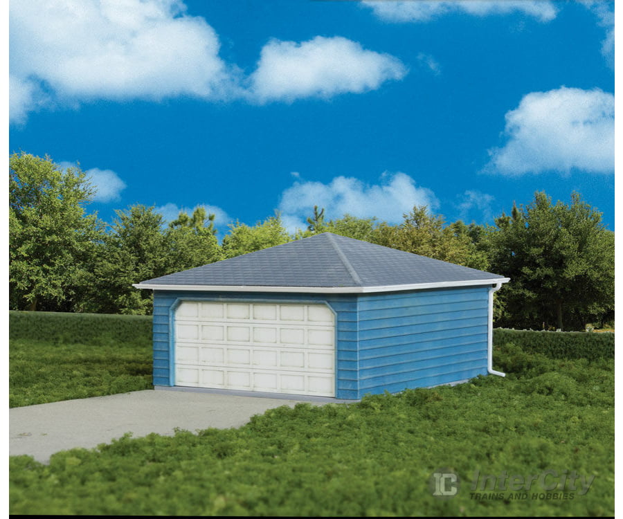 Walthers Cornerstone 3793 Two-Car Garage -- Kit - 3-1/8 X 2’ 7.9 5Cm Over Eaves Structures