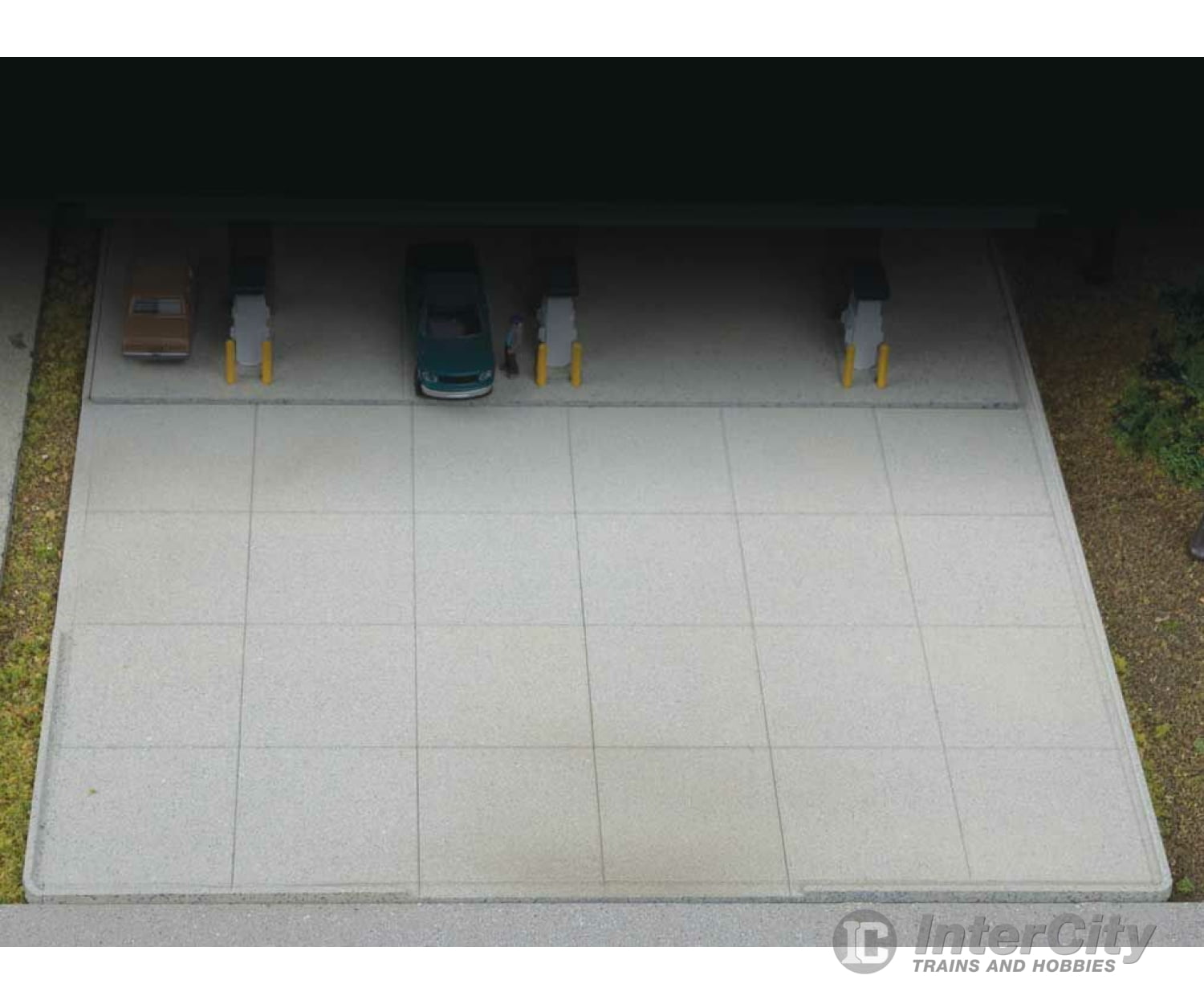 Walthers Cornerstone 3886 Modern Parking Lot - 8 Sections - - Kit Each Section: 5 - 3/4 X 2 -