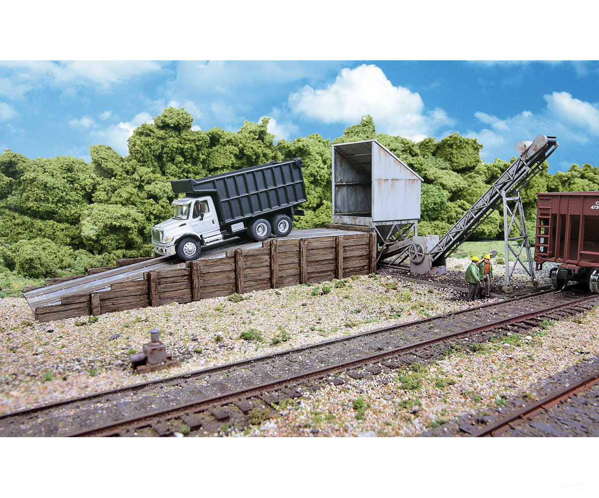 Walthers Cornerstone 4058 Truck Dump -- Kit Structures