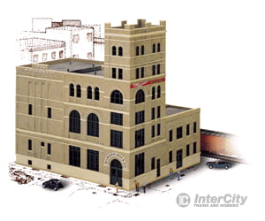 Walthers Cornerstone Ho 3024 Milwaukee Beer And Ale Brewery -- Kit - 12-3/8 X 10 12 31.4 25.4 30.5Cm