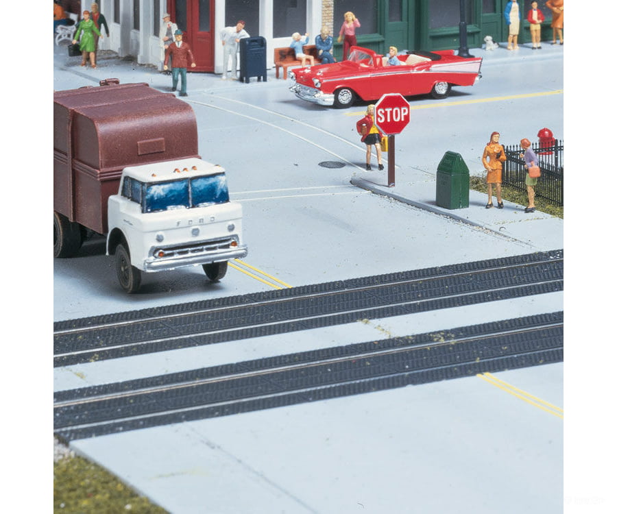 Walthers Cornerstone Ho 3137 Rubber Mat Style Grade Crossing -- Kit Roads & Streets