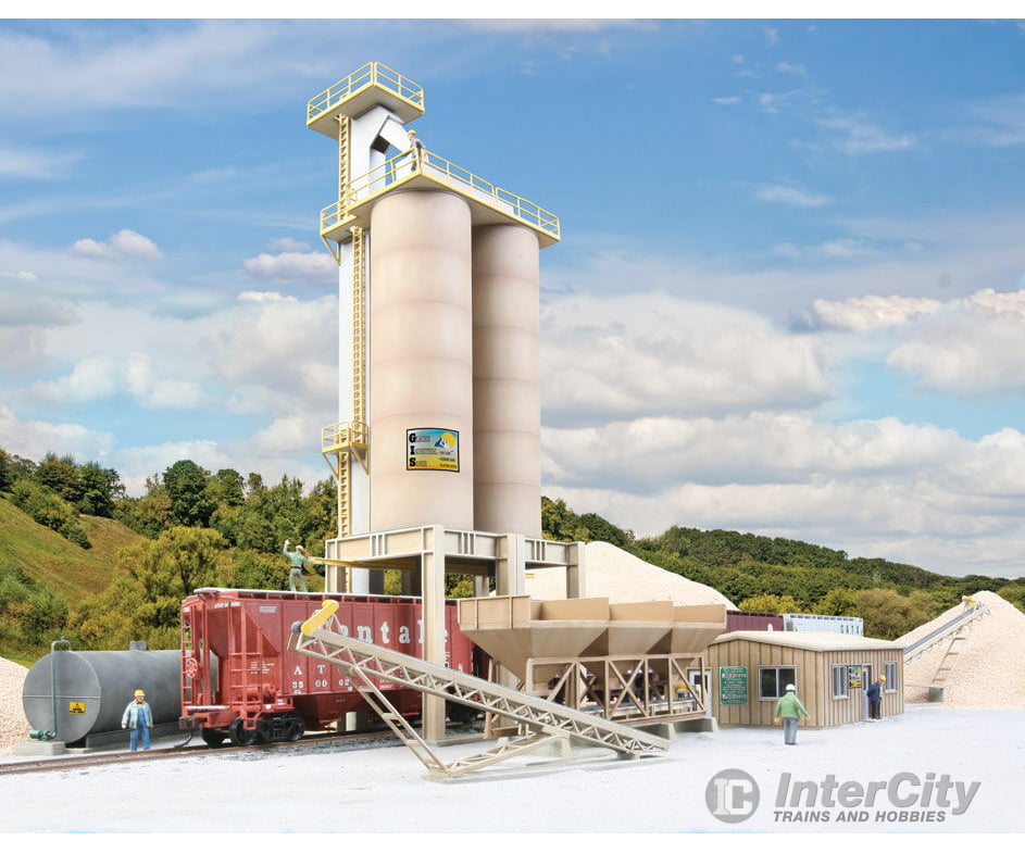 Walthers Cornerstone Ho 4035 Glacier Industrial Sands -- Kit Structures
