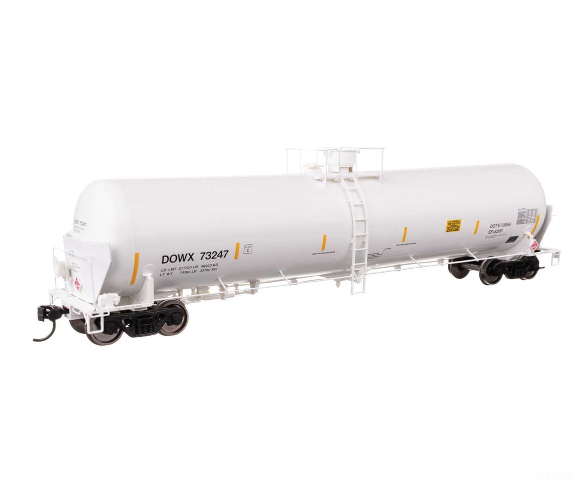 Walthers HO 100769 55’ Trinity Modified 30,145-Gallon Tank Car - Dow Chemical DOWX #73247 - Freight Cars